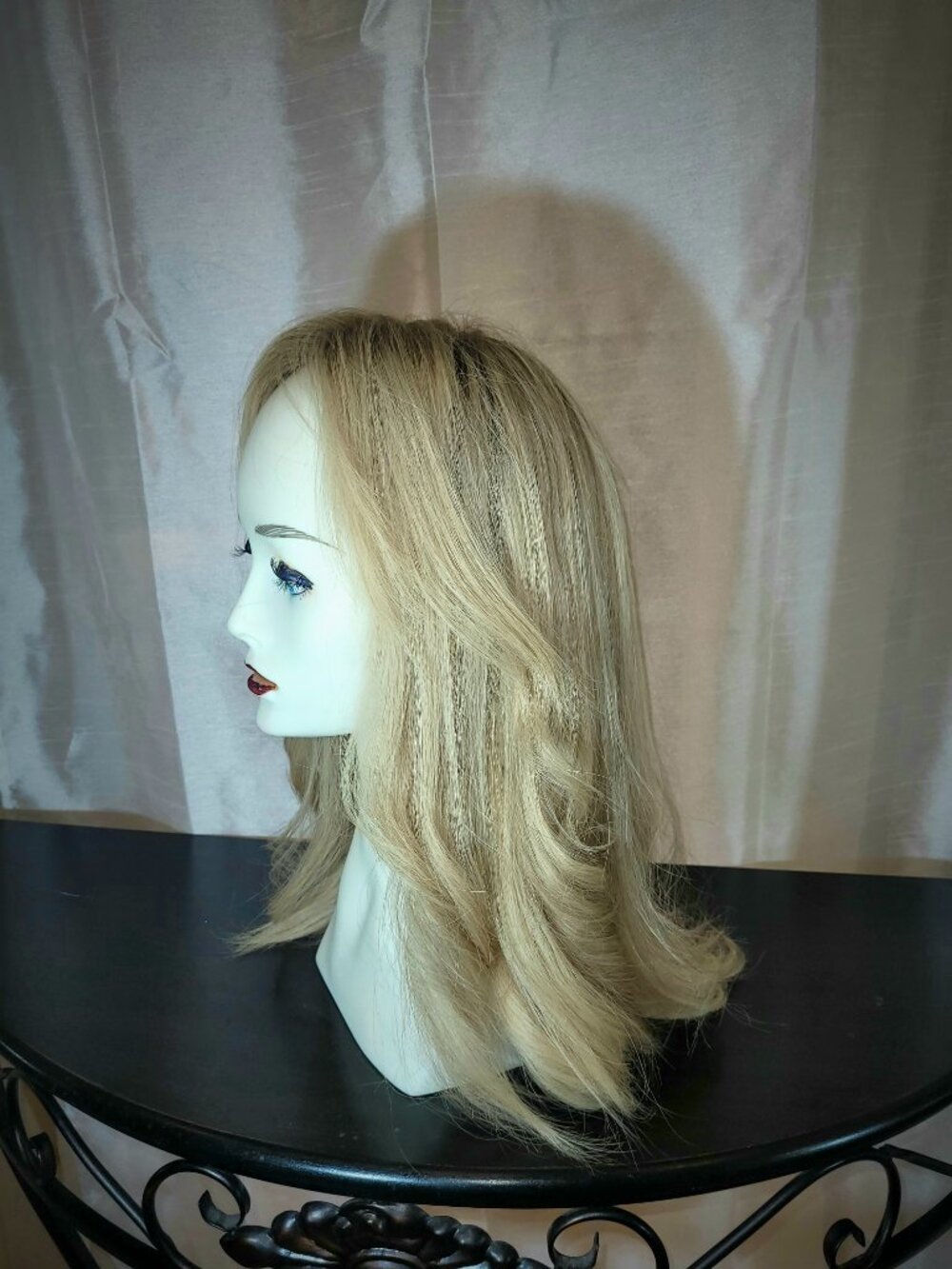 Human Hair - Picture 4 of 9